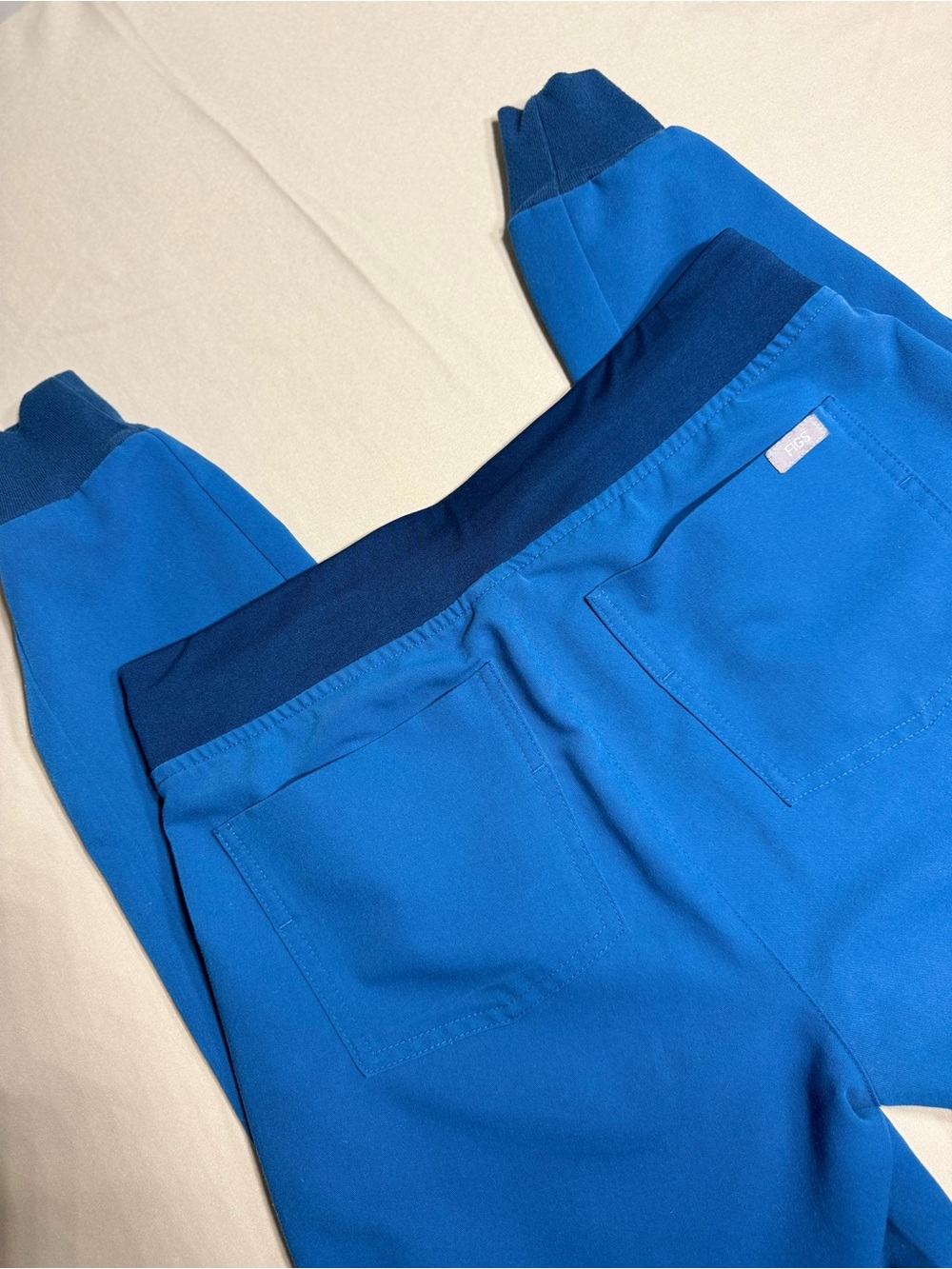 FIGS Zamora High Waisted 6-Pocket Classic Fit Jogger Scrub Pants Alps Blue XSR - Picture 6 of 6